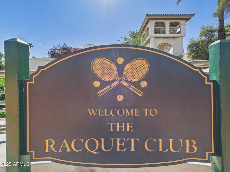 CAM02404G0-PR0150-STILL036