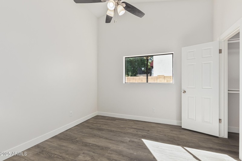 30 Ashbrook