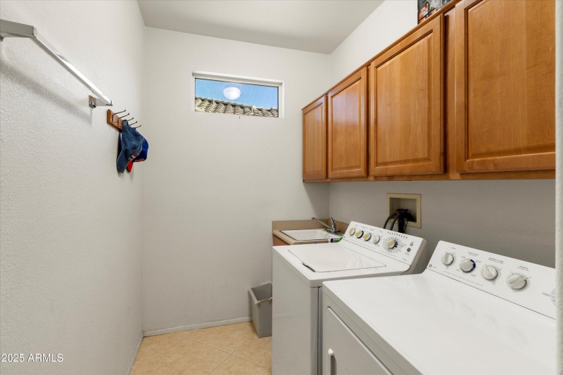 29-15304 W Sierra Vista Dr