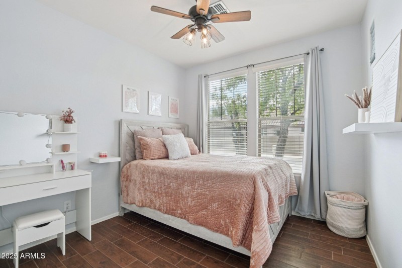 1-web-or-mls-W Stoneman Dr-S0407-014