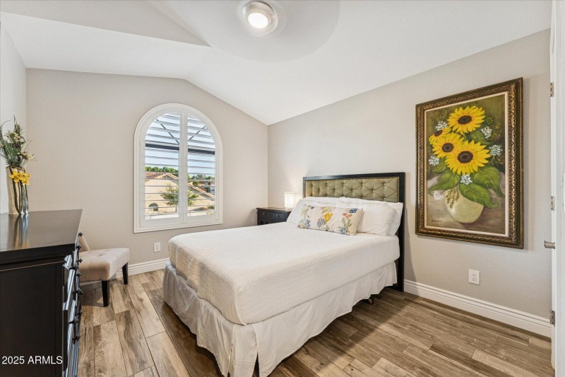 35-034-fourth-bedroom