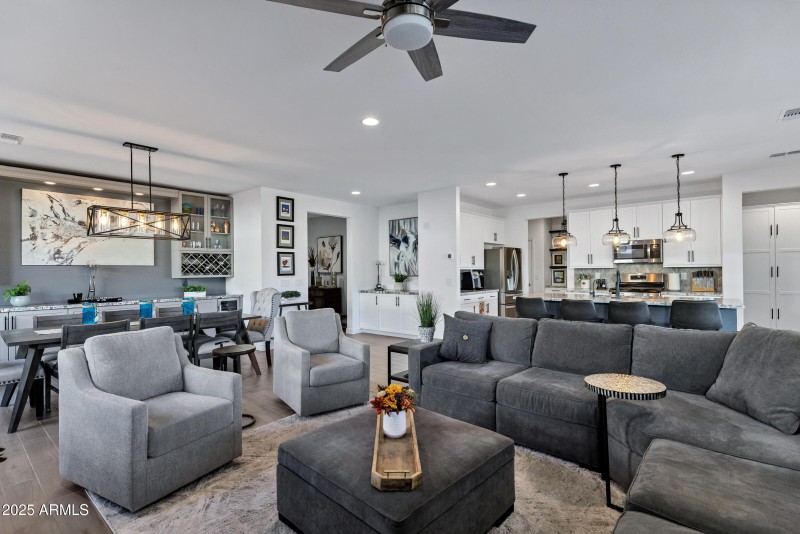 1456 W Camina Plata-12