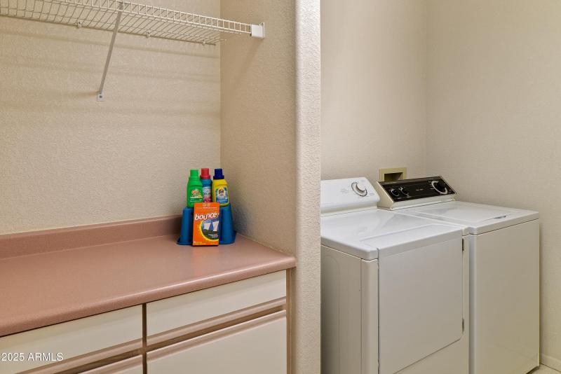 JL_105SugarloafSt-Unit2-08