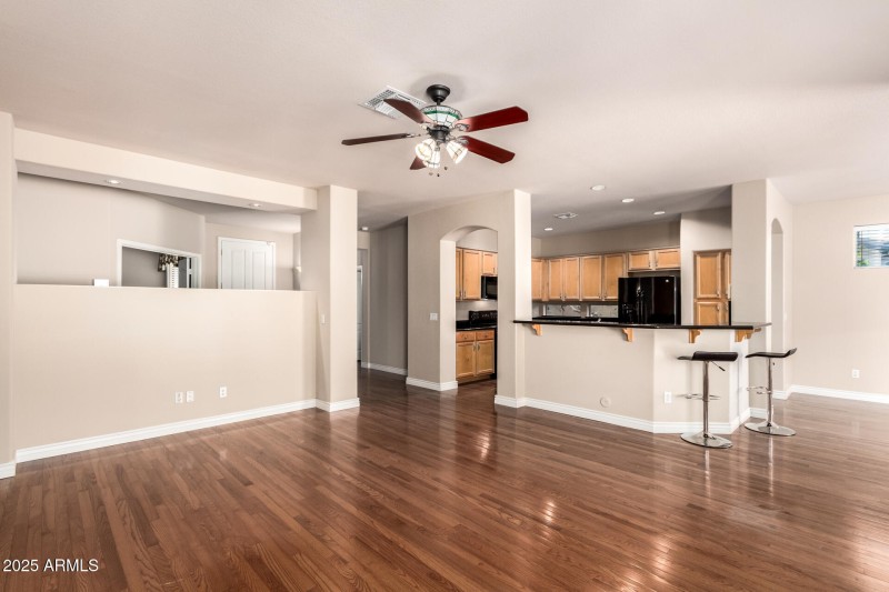 Hardwood & Tile Flooring