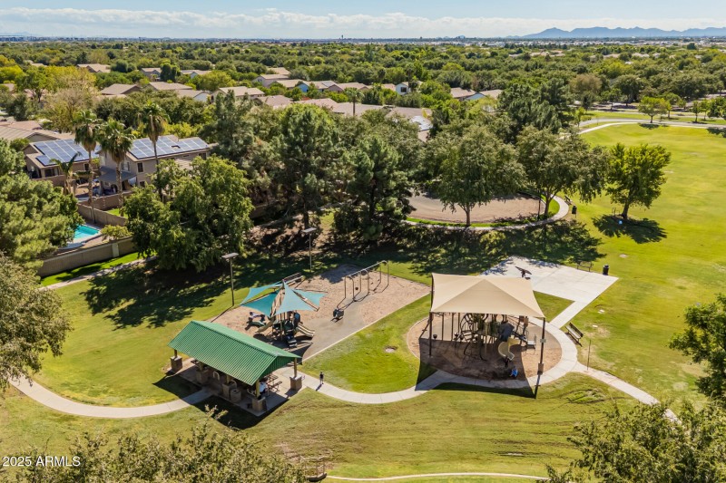 41 - Lexington Drone