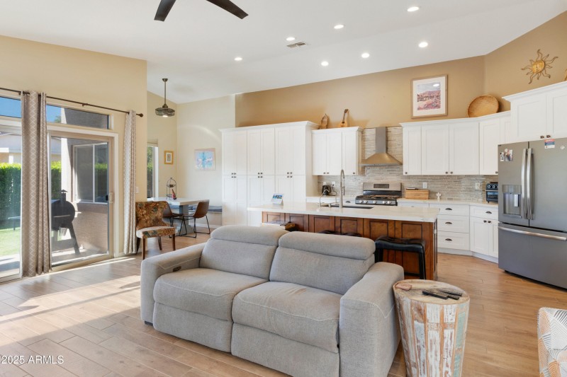 4727 E Azalea Dr Gilbert AZ-print-010-02