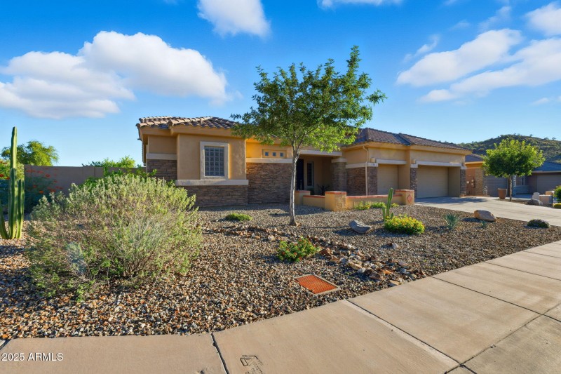 Desert Elegance in Stetson Valley