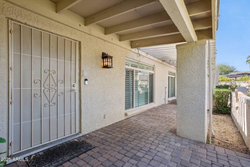 5-web-or-mls-8919-n-80th-pl