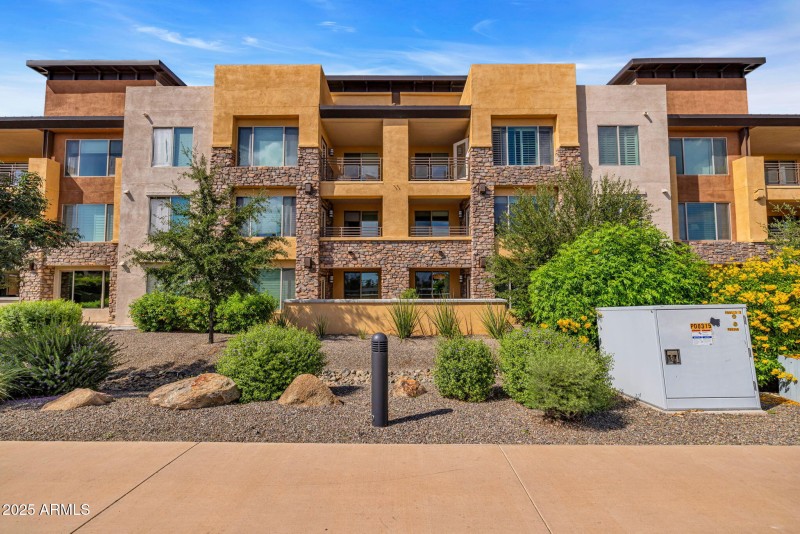 59-web-or-mls-896A0586