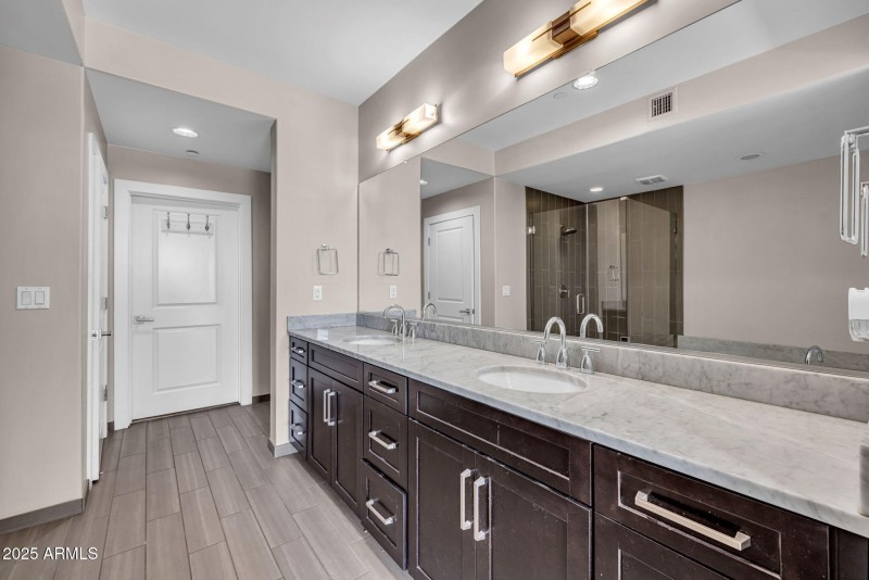 35-web-or-mls-896A0243