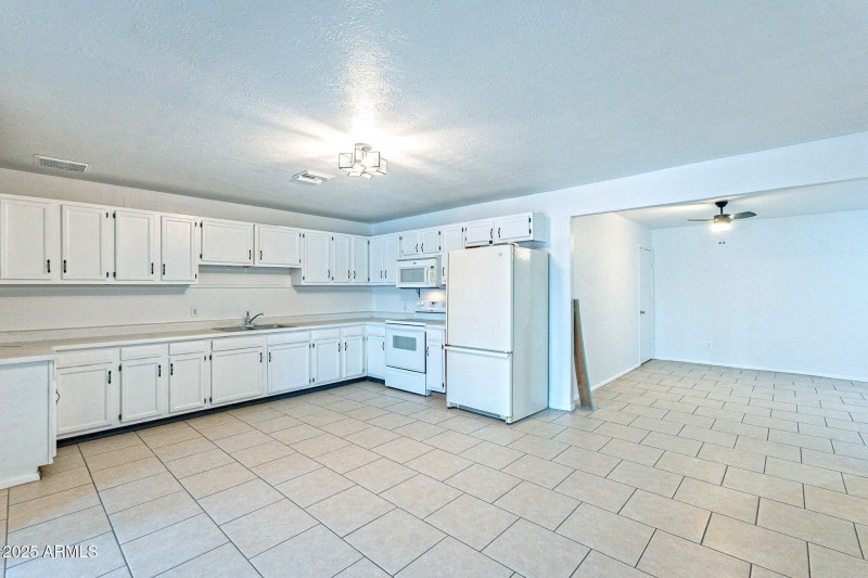 10-web-or-mls-55th-10