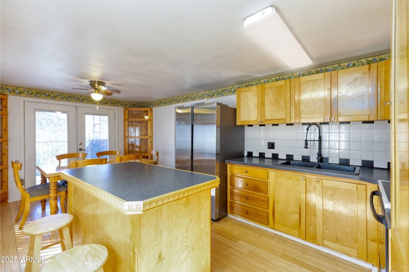 017_photo17_1987_stagg_run_dr_og_dawna_1