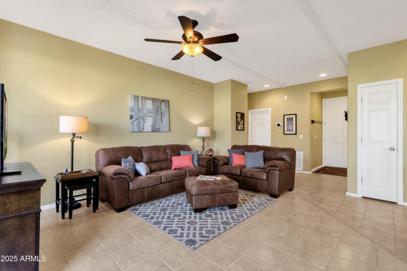 11-print-4718-e-jude-ct