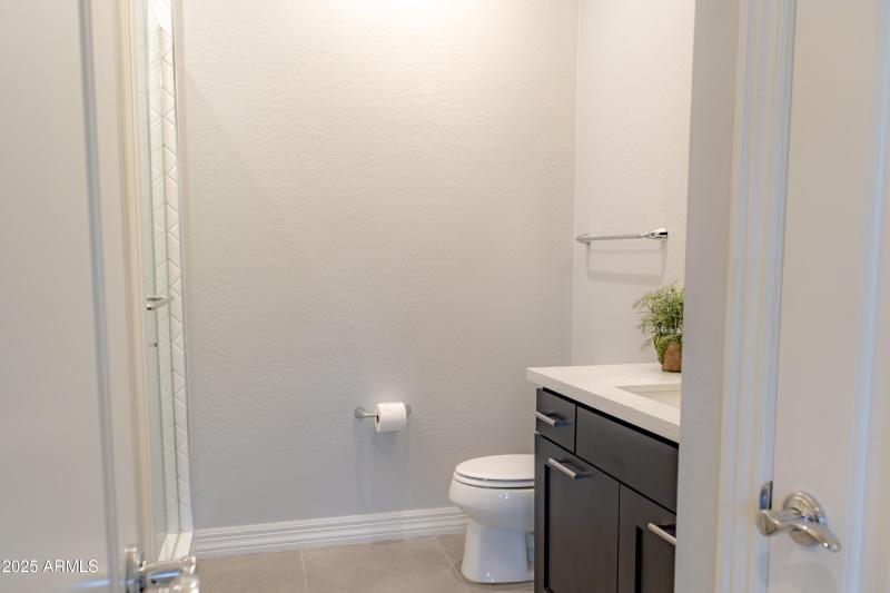 Casita bath w linen closet door handle