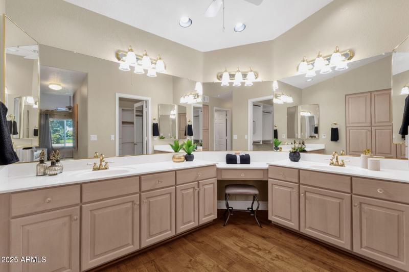 29-web-or-mls-19491-n-88th-ave