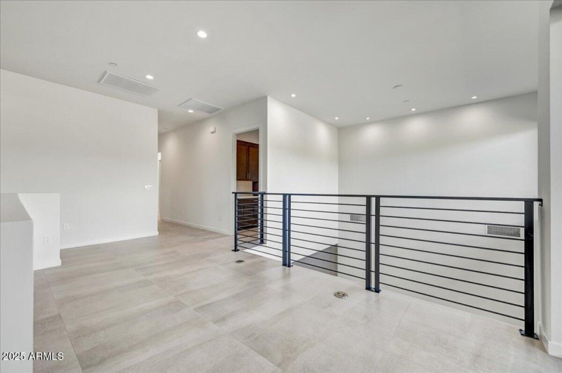 16-Loft II