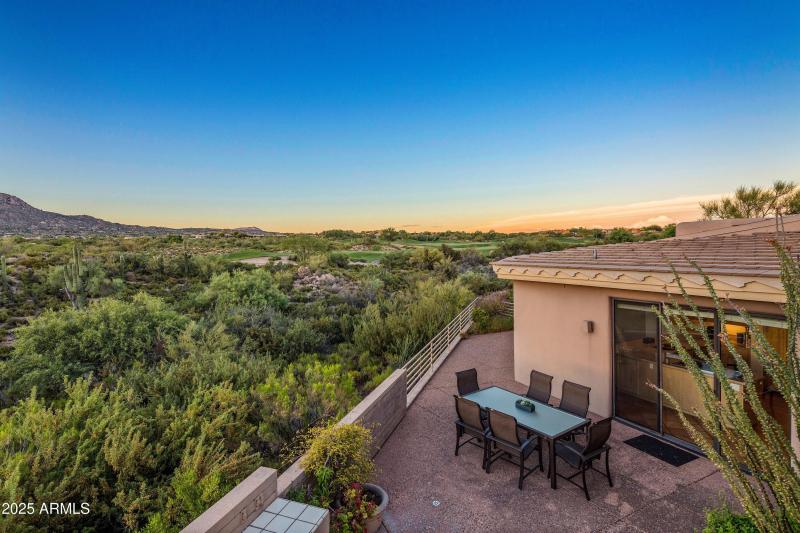 034_Golf Course Views