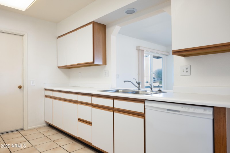 10845 W Pineaire Dr, Sun City, AZ 85351