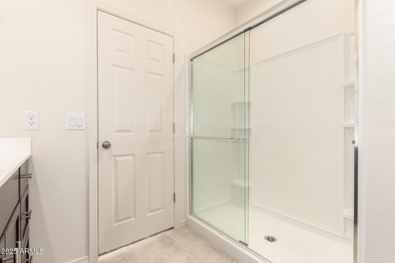 PRIVATE PRIMARY BATH (1)