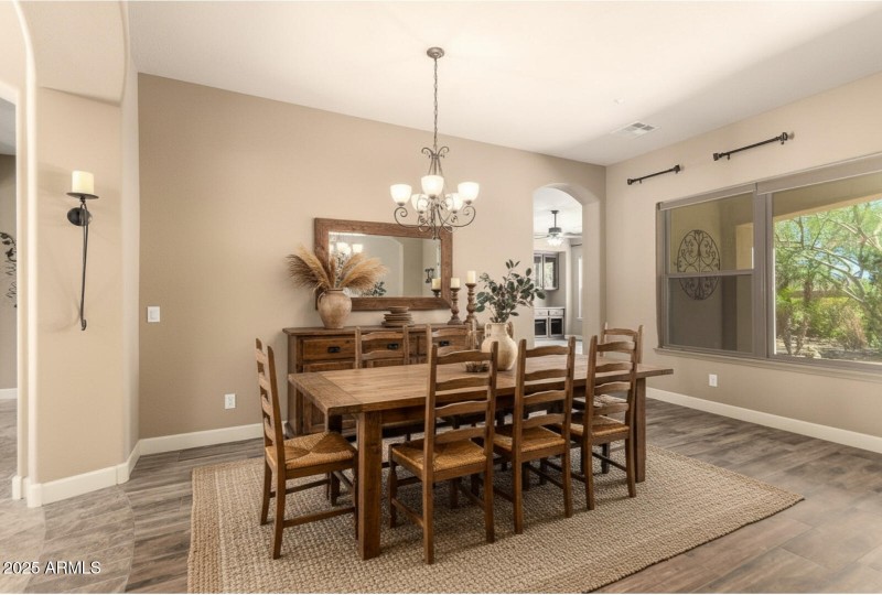 Dining Room Virtual Staged