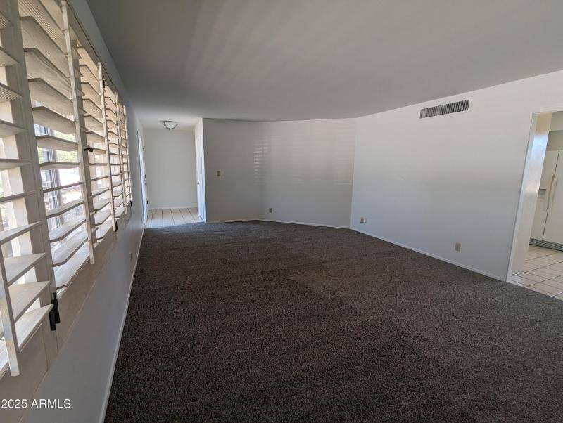 PXL_20230906_222400221.MP