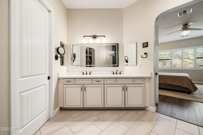 Master Bathroom Vanity