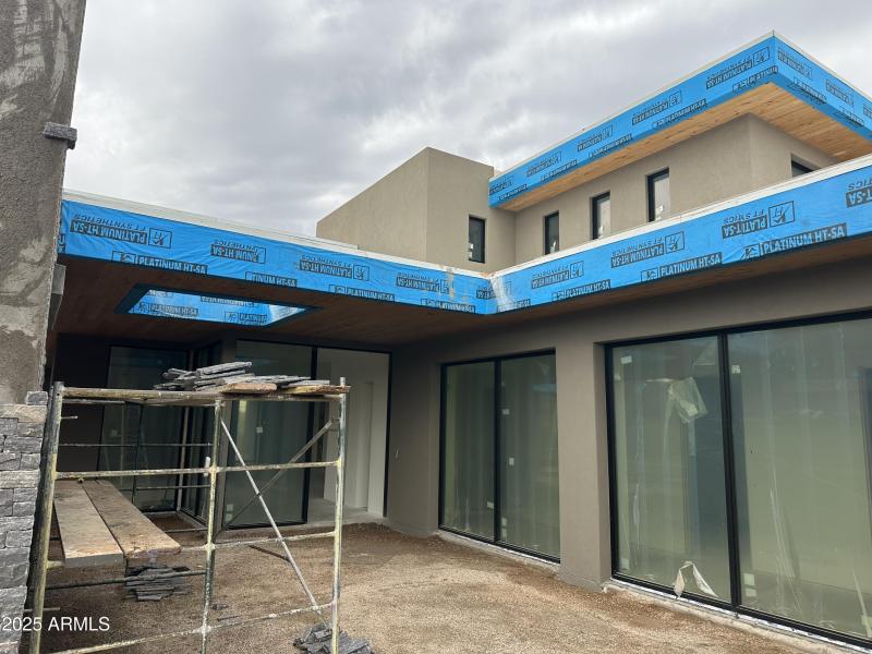 Welcome Home (10.10)