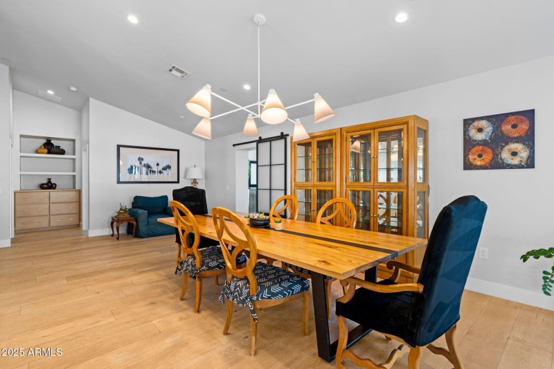 13-web-or-mls-3842-e-san-miguel-ave