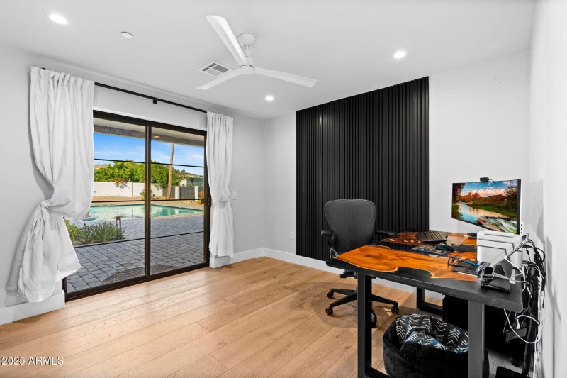 20-web-or-mls-3842-e-san-miguel-ave