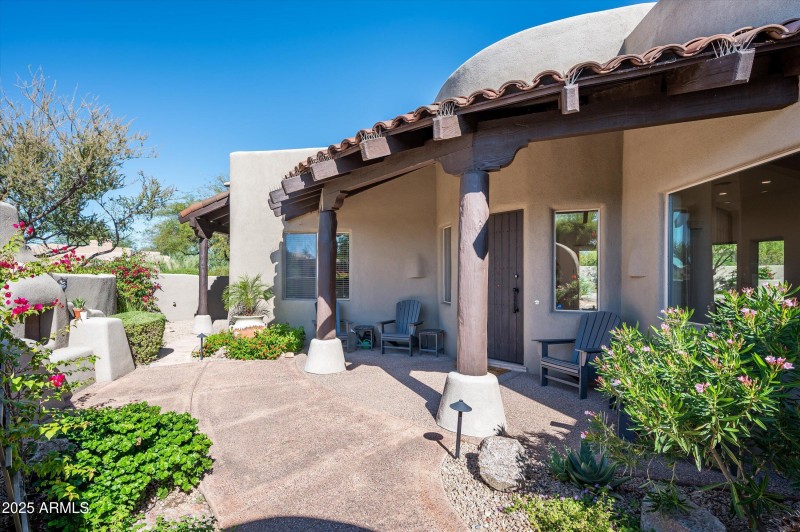 05-10918ESutherlandWay-5