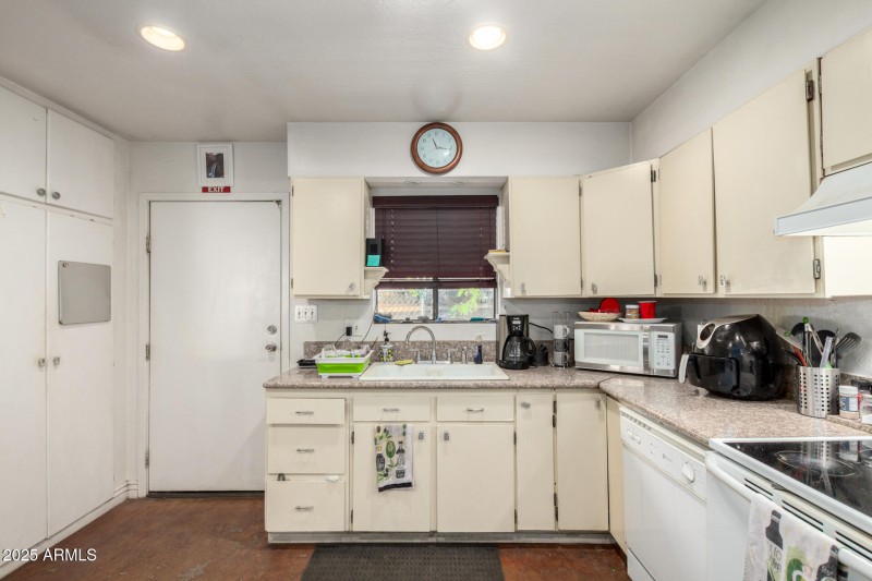 34 Pasadena