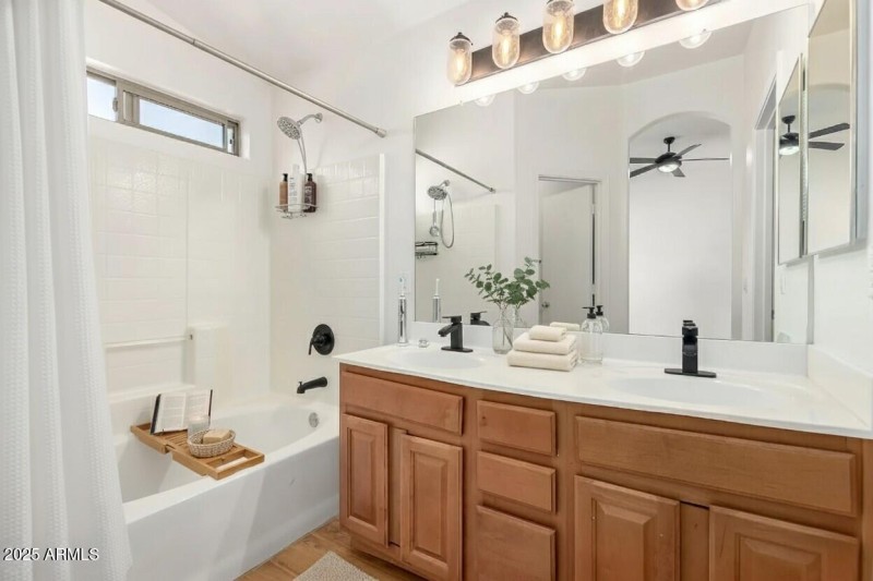 Primary Bathroom Virtual Staging