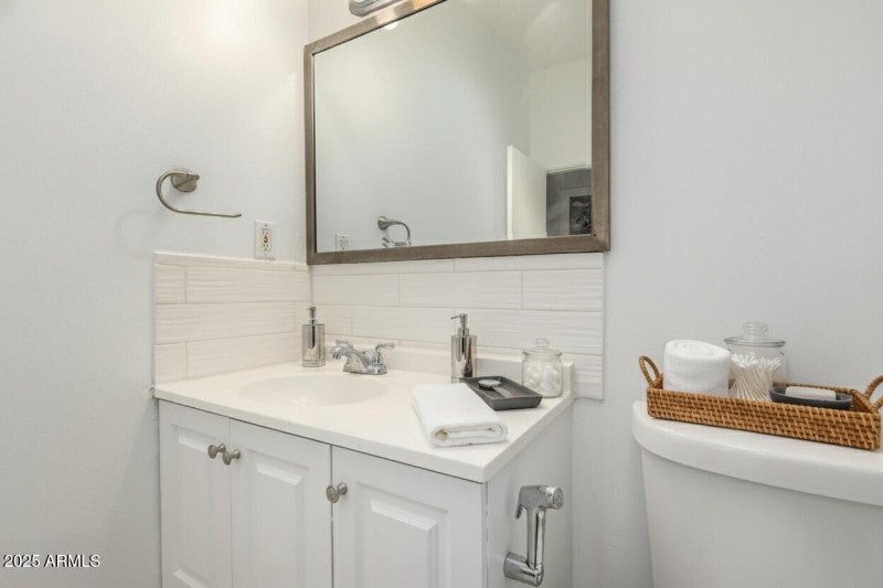 Bathroom 2 Virtual Staging