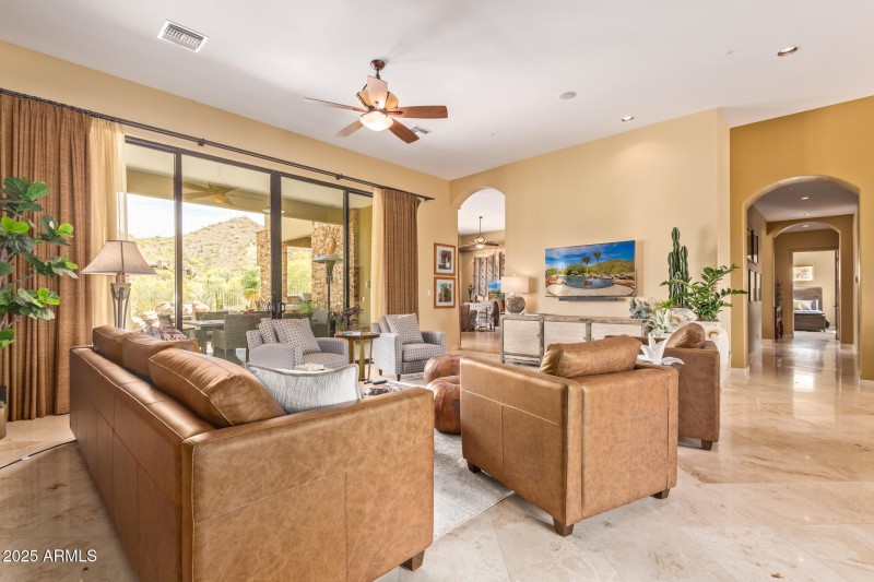 Summit Living Room 4