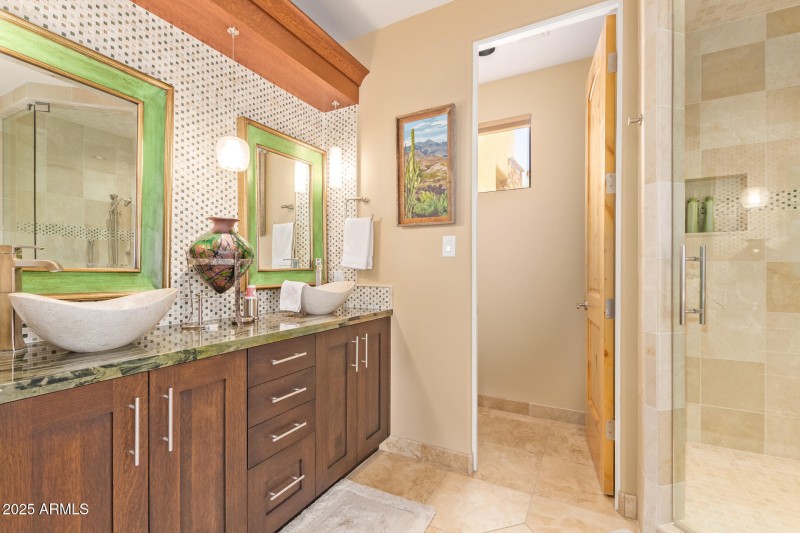 Summit Queen Bath sinks