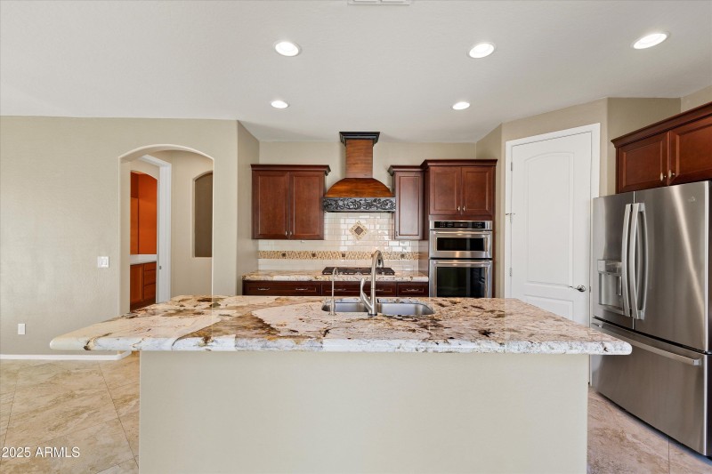 12-26735 W Oraibi Dr