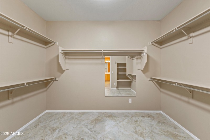 25-26735 W Oraibi Dr