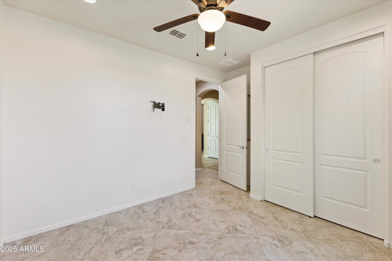 17-26735 W Oraibi Dr