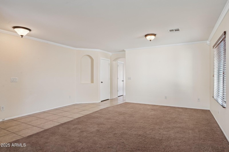 5-web-or-mls-40939-w-hayden-dr