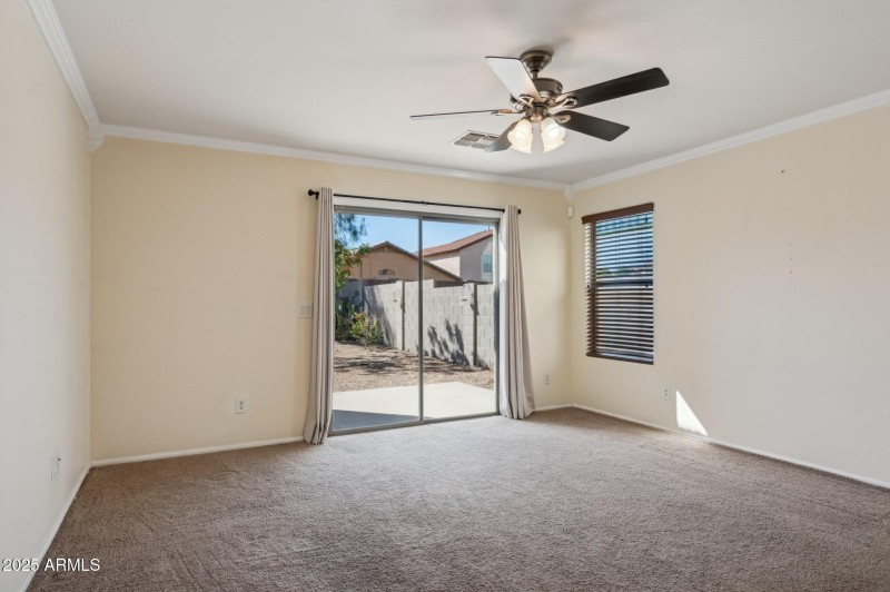 12-web-or-mls-40939-w-hayden-dr