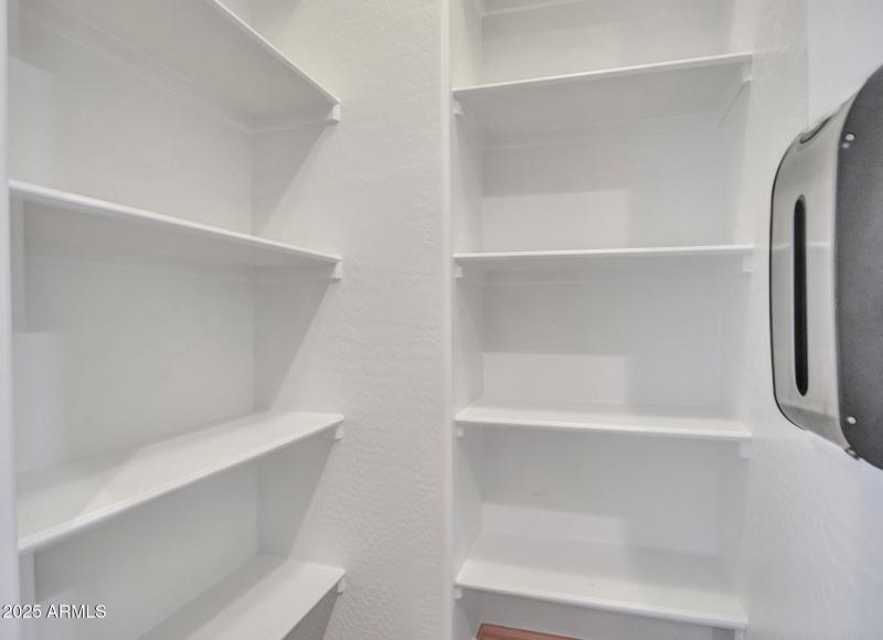 09-Pantry-(1)