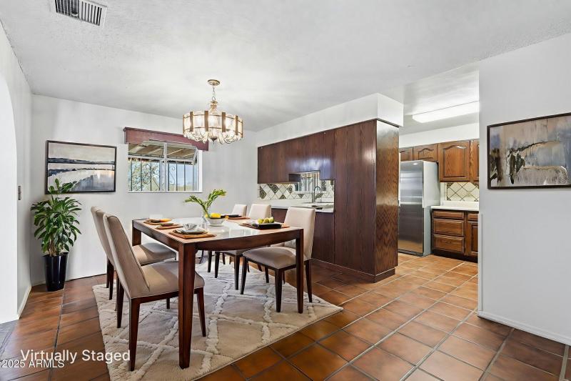 Virtually Staged Dining Area