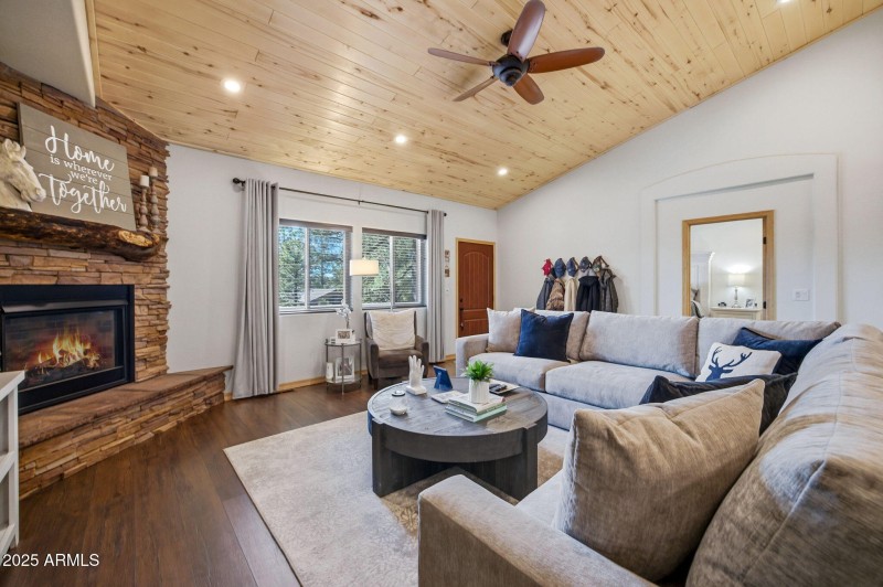 2234FairwayDr-HeberOvergaard-AZ-10