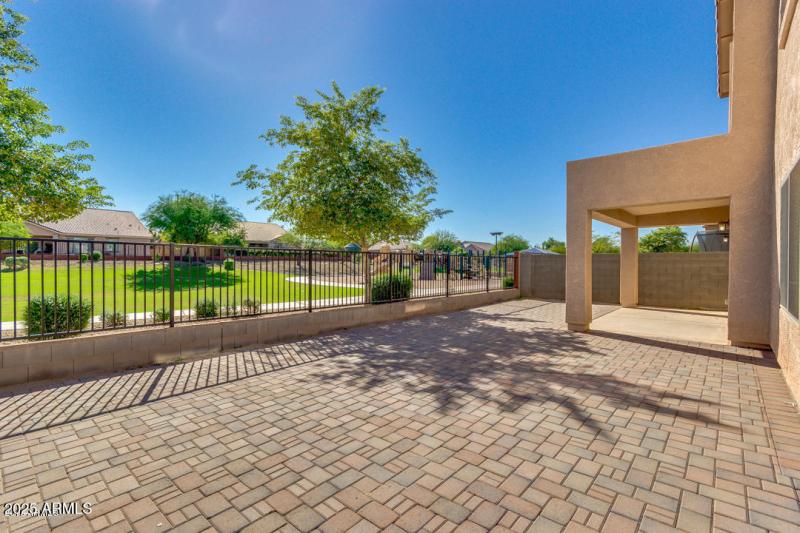 20181106164650085189000000-o