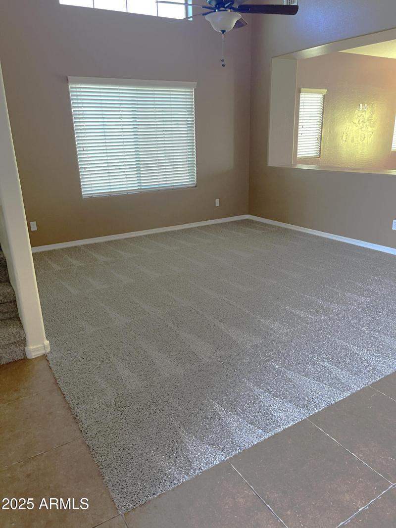 20251017_205947606_iOS