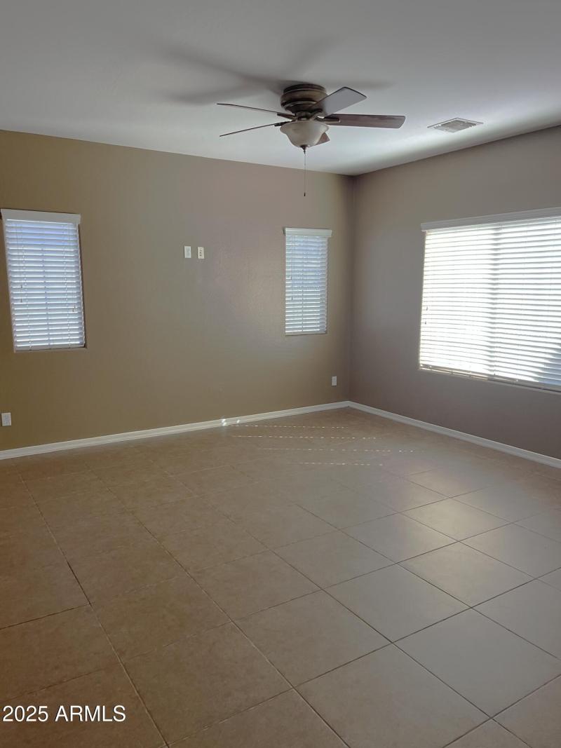 20251017_210018340_iOS