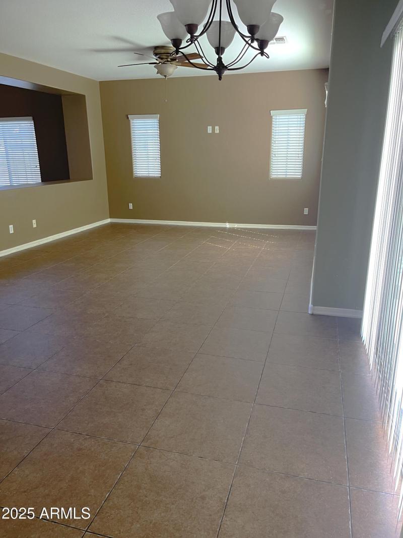 20251017_210038016_iOS