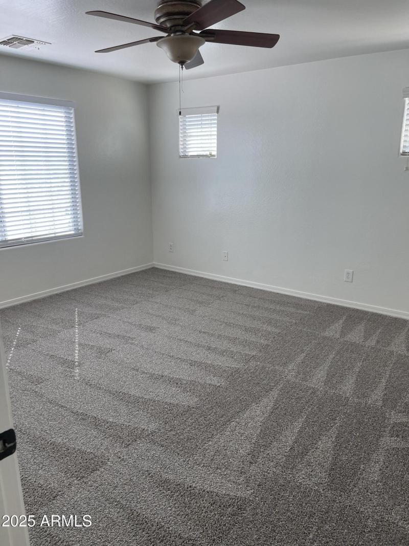 20251017_210340924_iOS