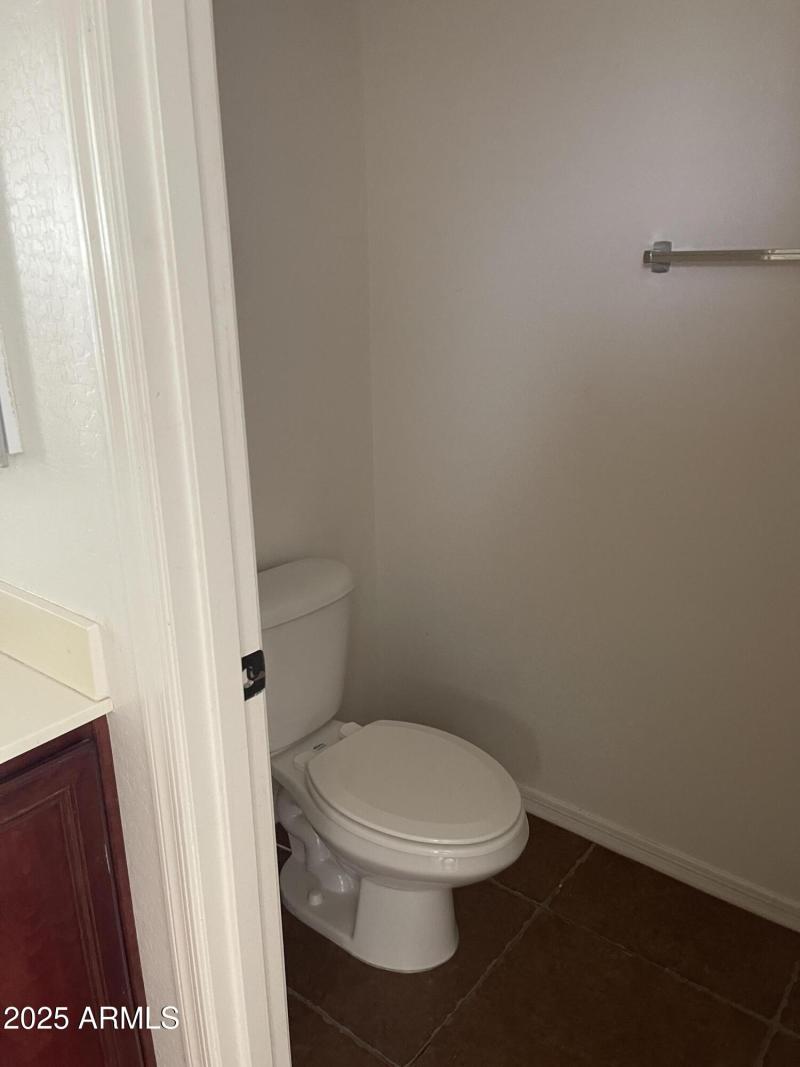 20251017_210354174_iOS