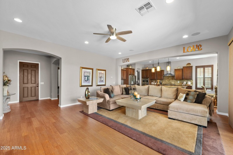 13-4020-N-Brigadier-Drive-13